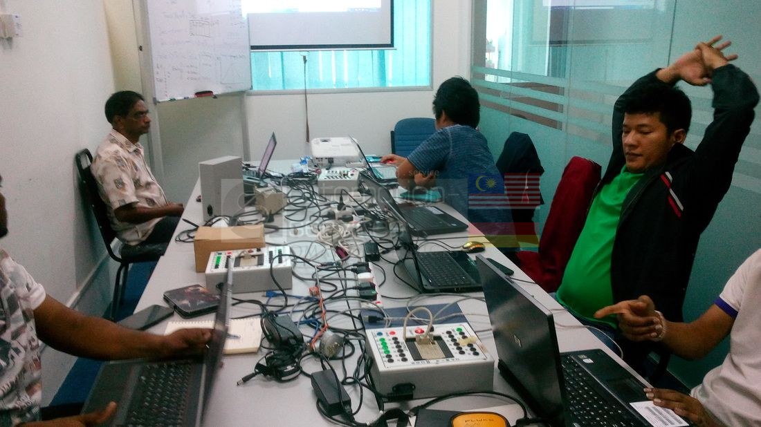OMRON PLC + HMI TRAINING FOR PHILIPS INDUSTRIES , BATAM , 5 WEEKEND .